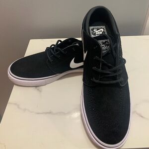 Nike Stefan Janoski Black Skate Shoes